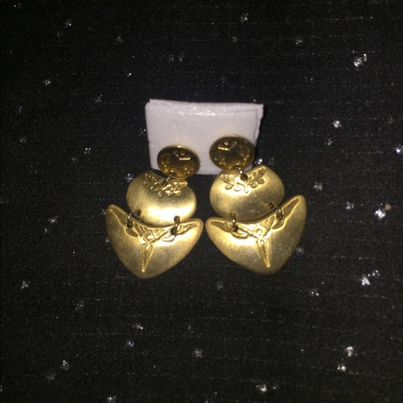 Earrings - Picture 4 of 5